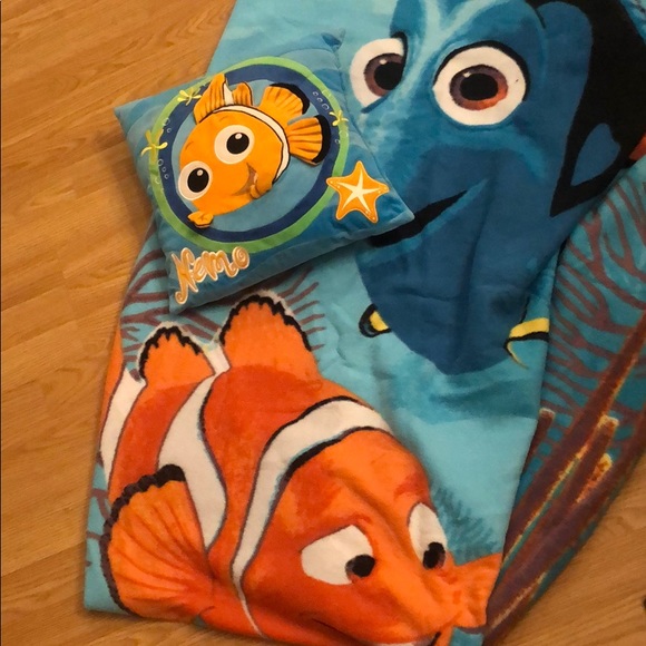 disney baby finding nemo plush blanket